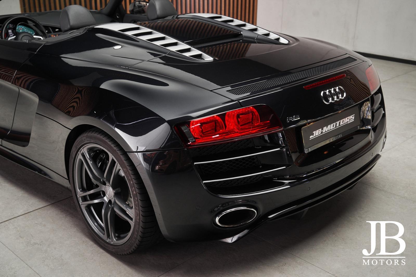 Audi R8 Spyder V10 5.2 FSI 525 ch • Boîte manuelle 6• Magnetic Ride • B&O • Caméra
