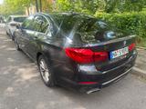 BMW 540i xDrive Luxury-Line - graue BMW 540