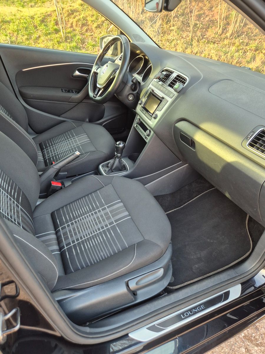 Fahrzeugabbildung Volkswagen Polo 1.0 55kW LOUNGE BMT