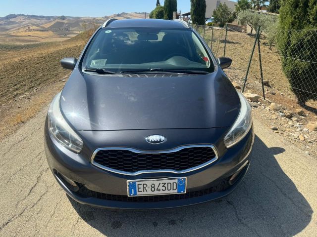 Kia Ceed Sportswagon cee'd 1.6 CRDi 110 CV 5 por