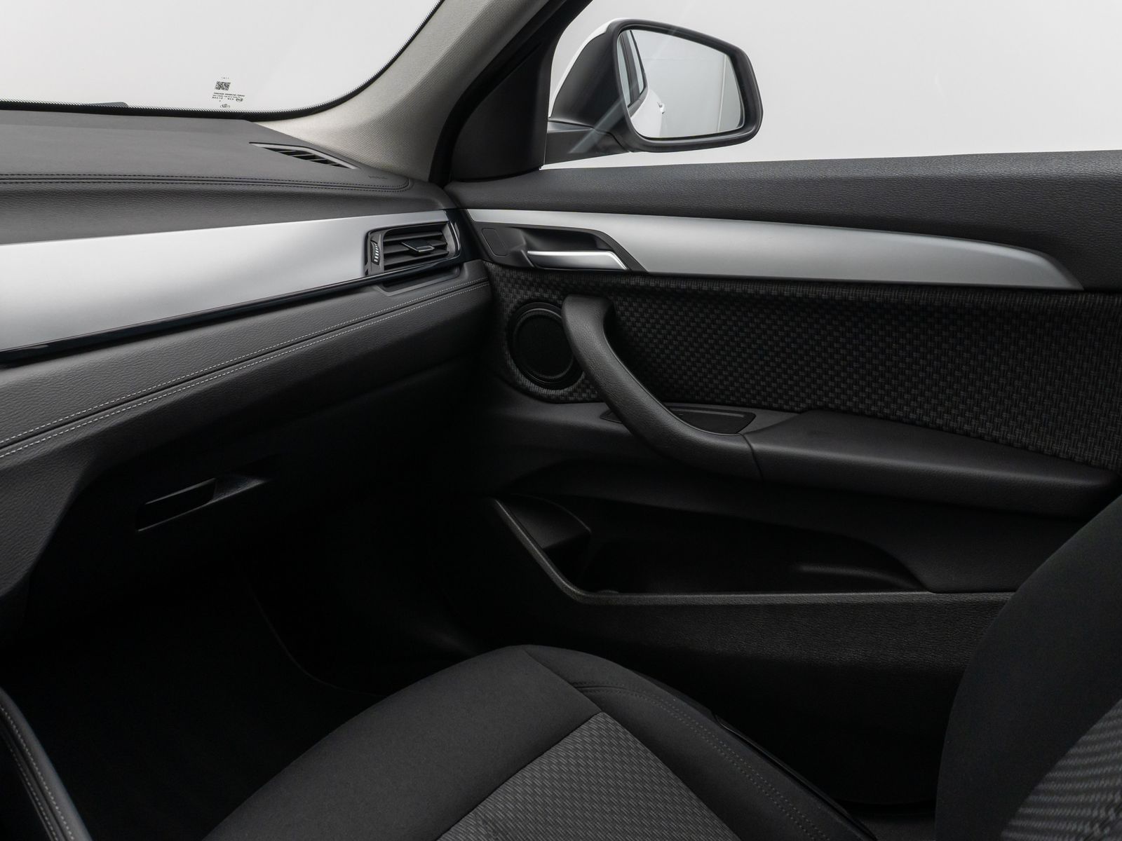 Fahrzeugabbildung BMW X2 sD18i Kamera DAB Geschwindig LED Navi ParkAss
