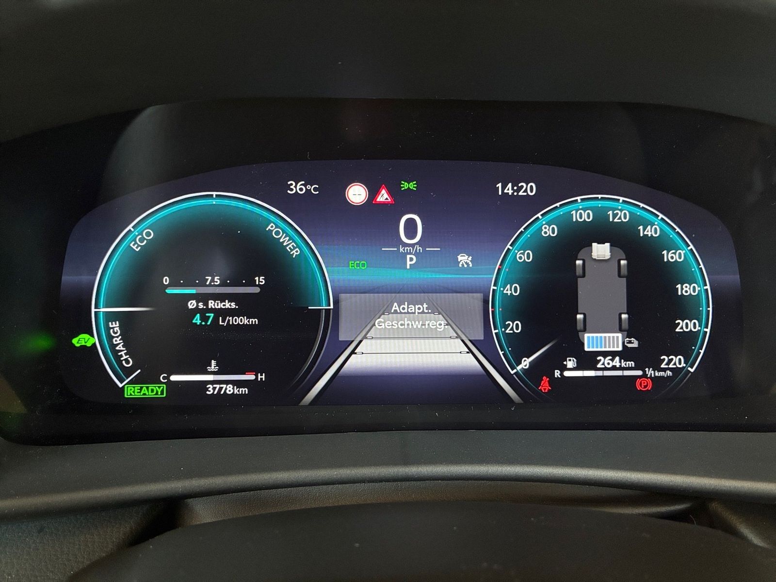 Fahrzeugabbildung Toyota C-HR 2.0 FWD Teamplayer +Technik P. LED,Navi,SHZ