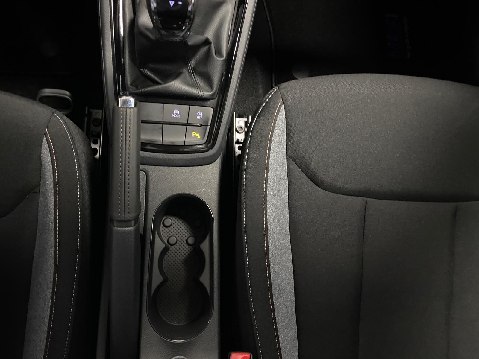 Fahrzeugabbildung SKODA Kamiq 1.0 TSI Selection AHK+APP+KLIMA+RFK+PDC+SI