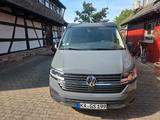 Volkswagen VW Multivan 6.1 mit Aufstelldach, Campingausbau - Volkswagen: Kleinbus, mit Aufstelldach