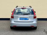 Hyundai i30 CW 1.6 CRDi KLIMA TÜV ALLWETTER 1.HAND - Hyundai i30 aus 2010 mit Diesel-Antrieb