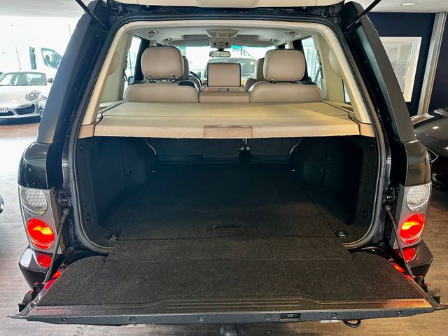 Fahrzeugabbildung Land Rover Range Rover V8 TD Vogue