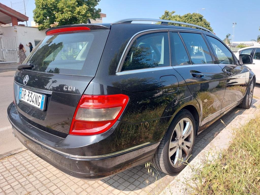 Mercedes-Benz C 220