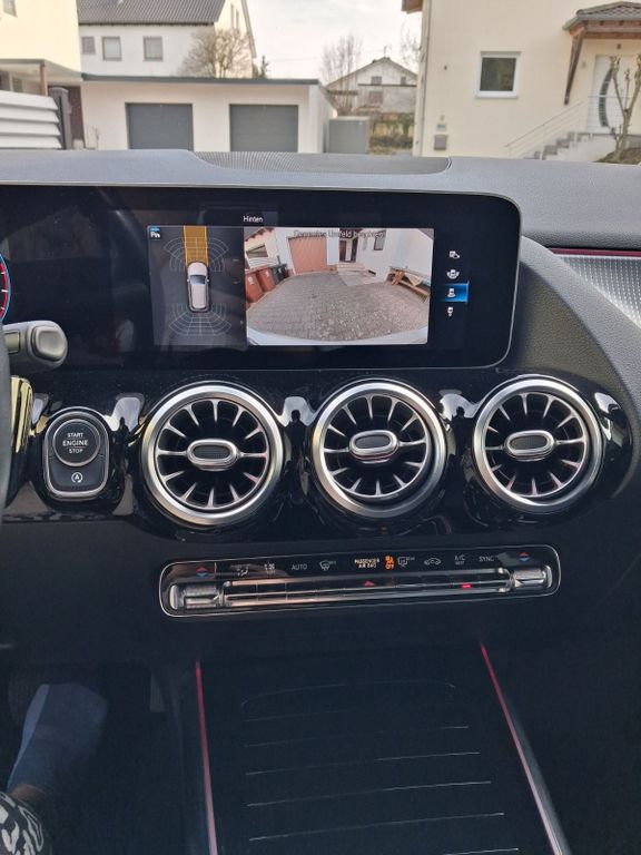 Image of Mercedes-Benz B 180