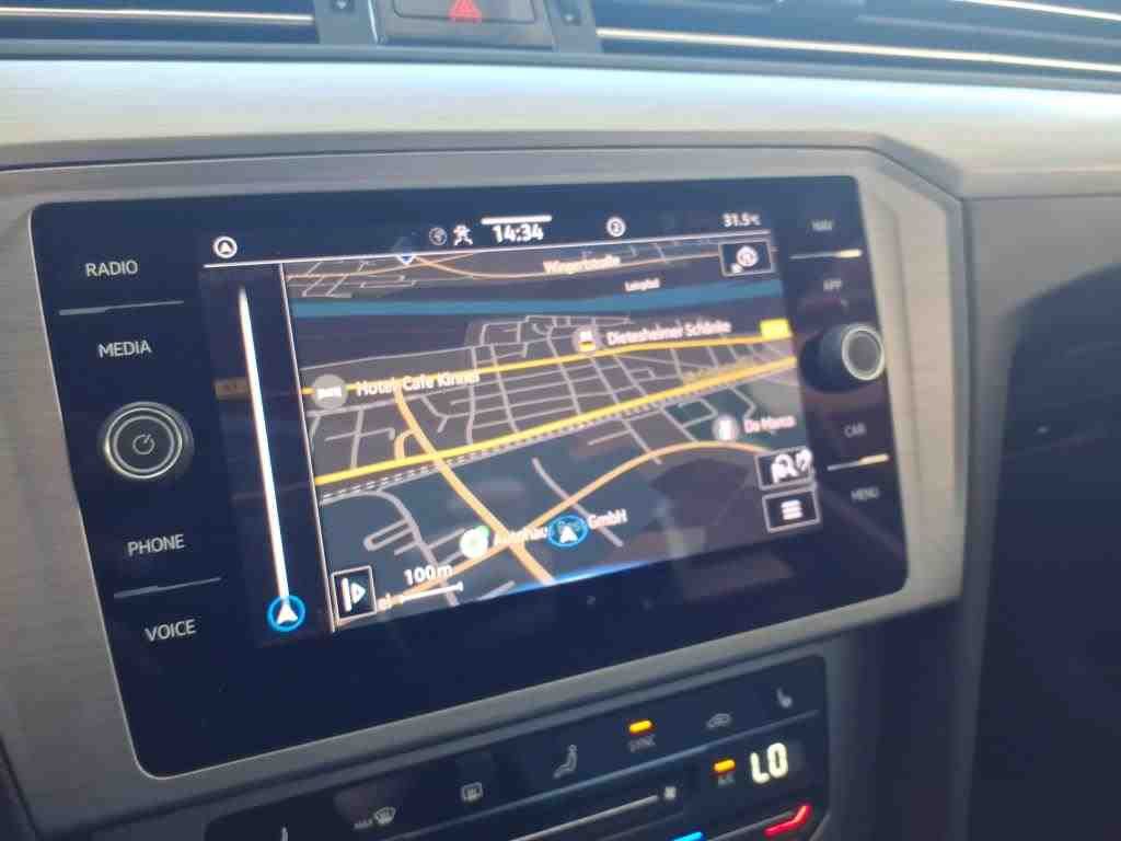 Volkswagen Passat Variant - Bild 8