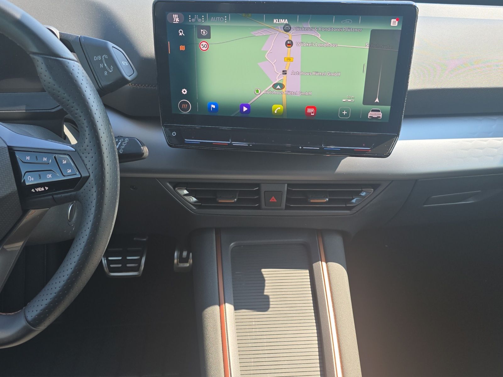 Fahrzeugabbildung CUPRA Born LED Navi ACC 4xSHZ RFK AREA VIEW