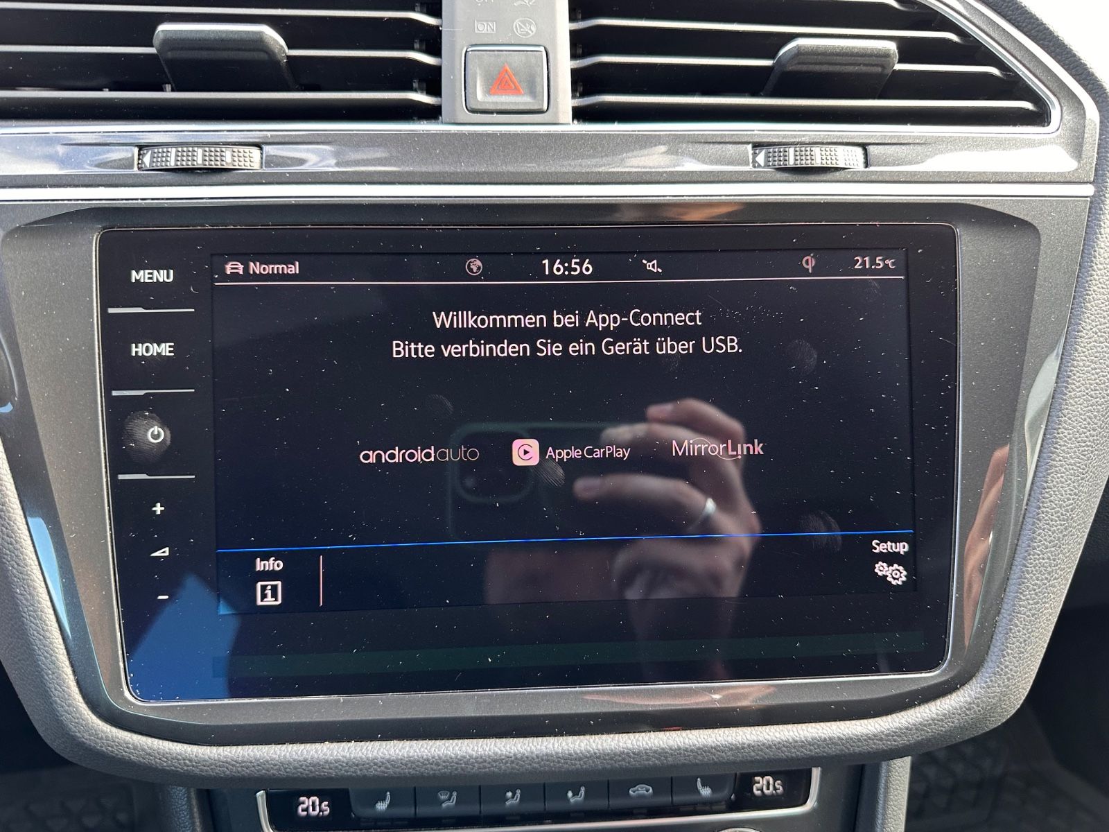 Fahrzeugabbildung Volkswagen Tiguan 2.0 TDI 4M Highline DSG AHK/HUD/Navi/LED