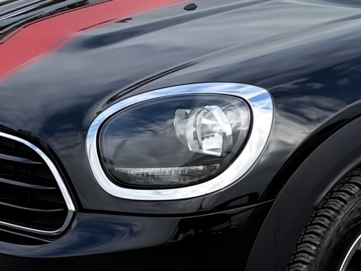 Fahrzeugabbildung MINI One Countryman COUNTRYMAN 1.5 Kombi Navigation