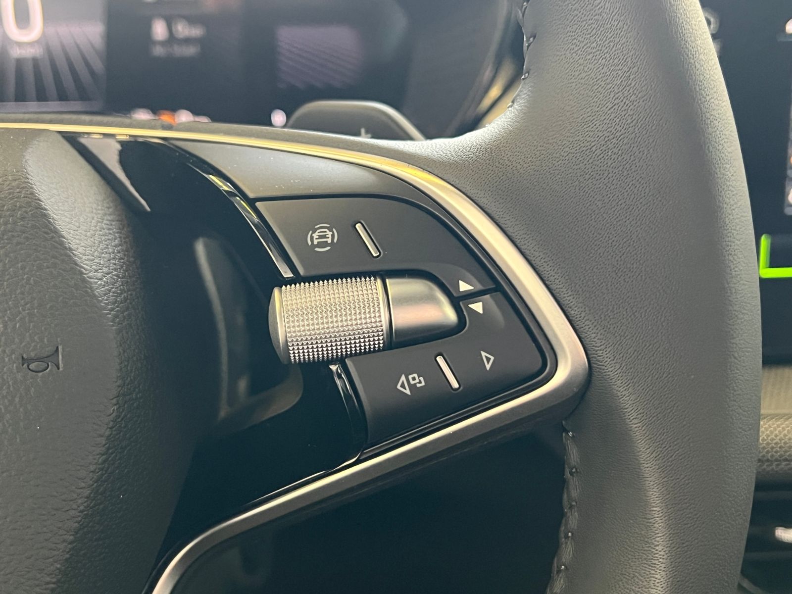 Fahrzeugabbildung SKODA Fabia IV Selection 1.0 TSI DSG *AHK, LED, SmartL