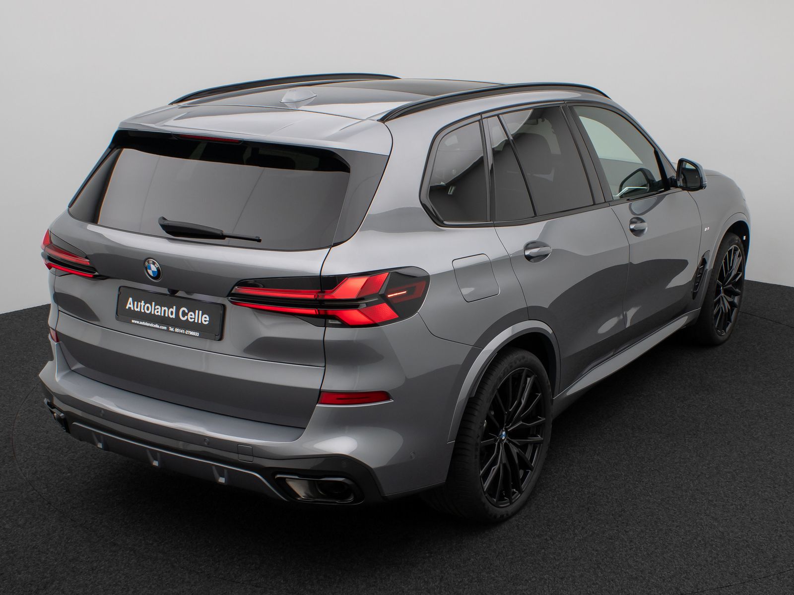 Fahrzeugabbildung BMW X5 xD30d M Sport Pro Pano HUD DAB H/K 360°22Zoll
