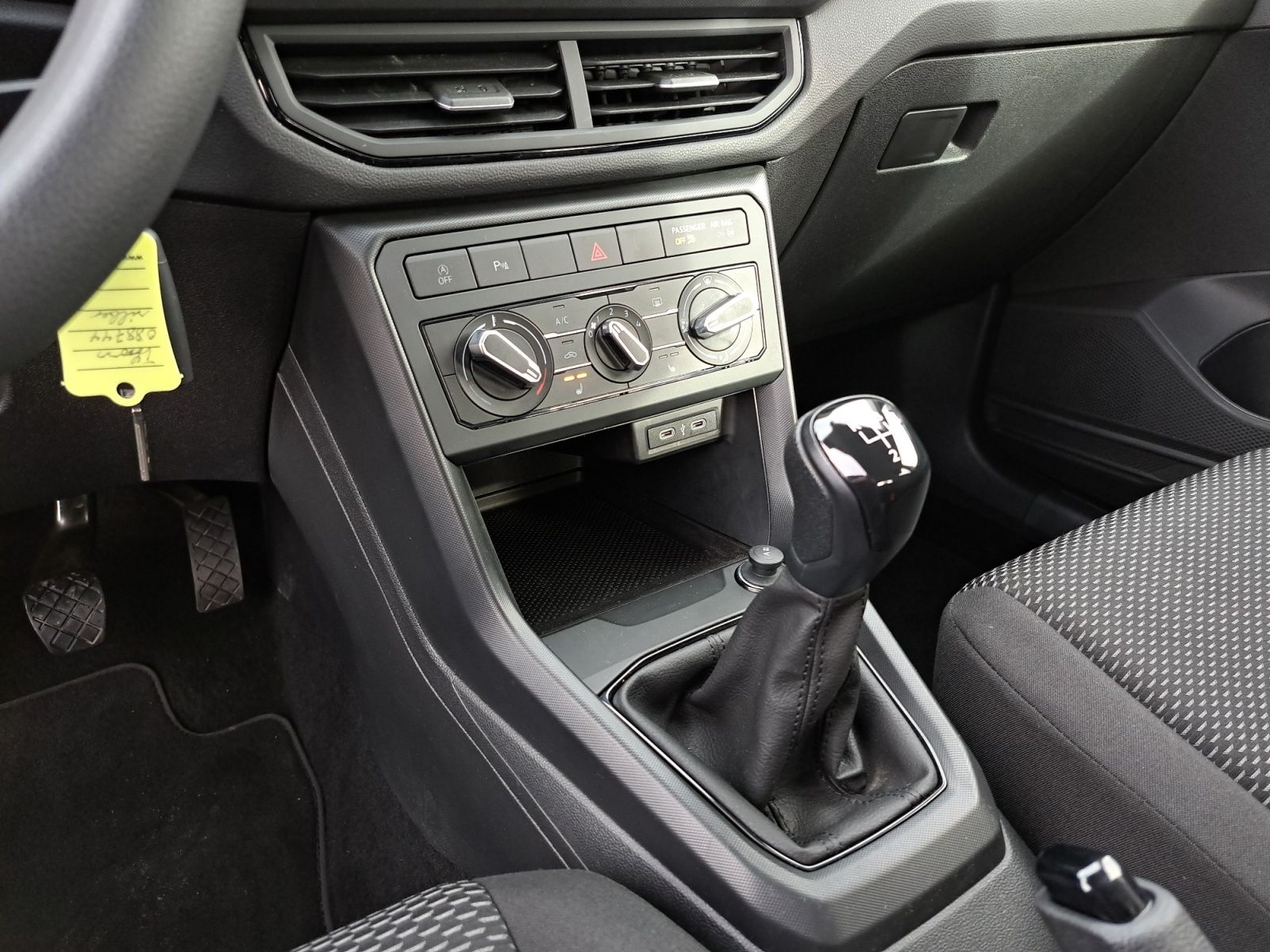 Volkswagen T-Cross - Bild 22