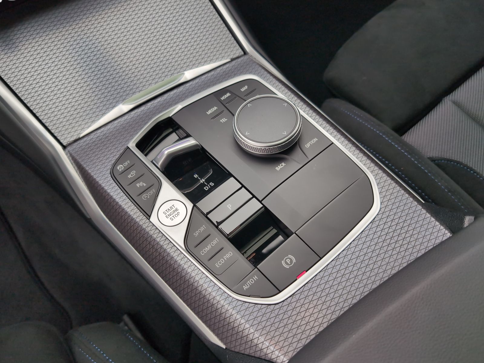 BMW 330 - Bild 13