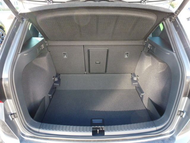 Fahrzeugabbildung CUPRA Ateca 1.5 TSI DSG + Beats + Panorama