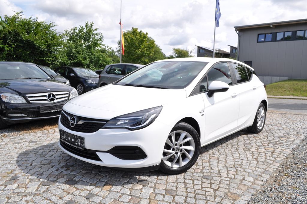 Image of Opel Astra