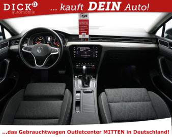 Volkswagen Passat Variant - 11