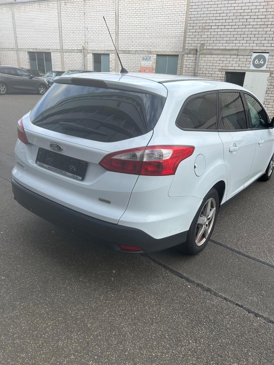 Ford Focus 2013 — photo 5