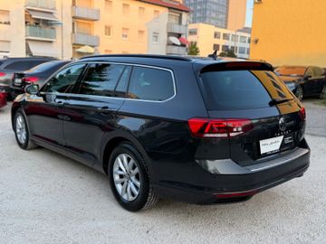 Volkswagen Passat Variant - 4
