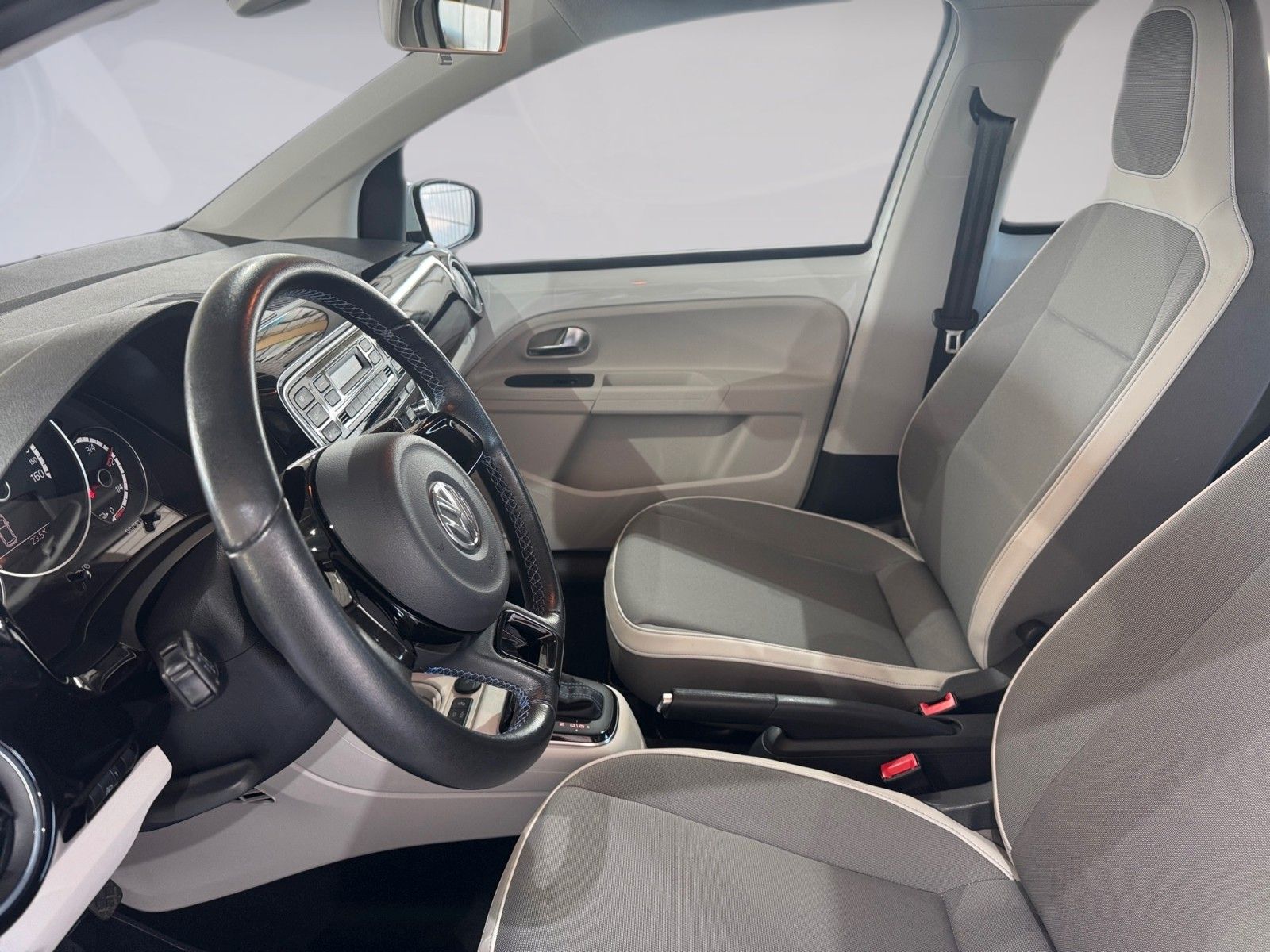 Fahrzeugabbildung Volkswagen e-up! high