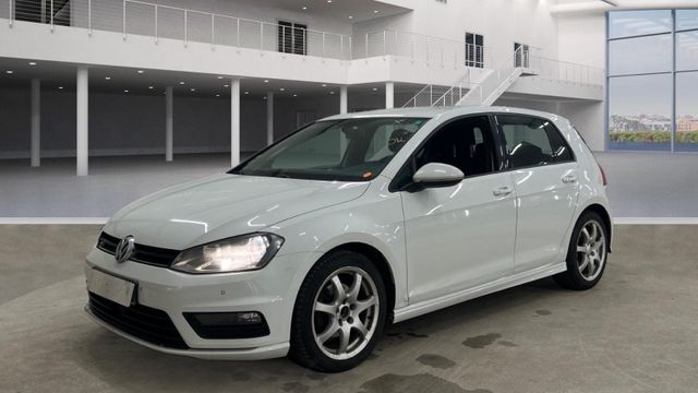 Volkswagen Golf VII Lim. Highline BMT 4Motion*R-Line*Navi*