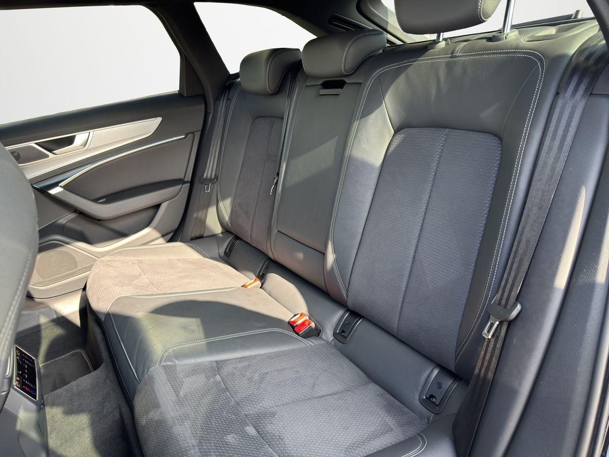 Fahrzeugabbildung Audi A6 Avant sport 55 TFSI e quattro 195kW