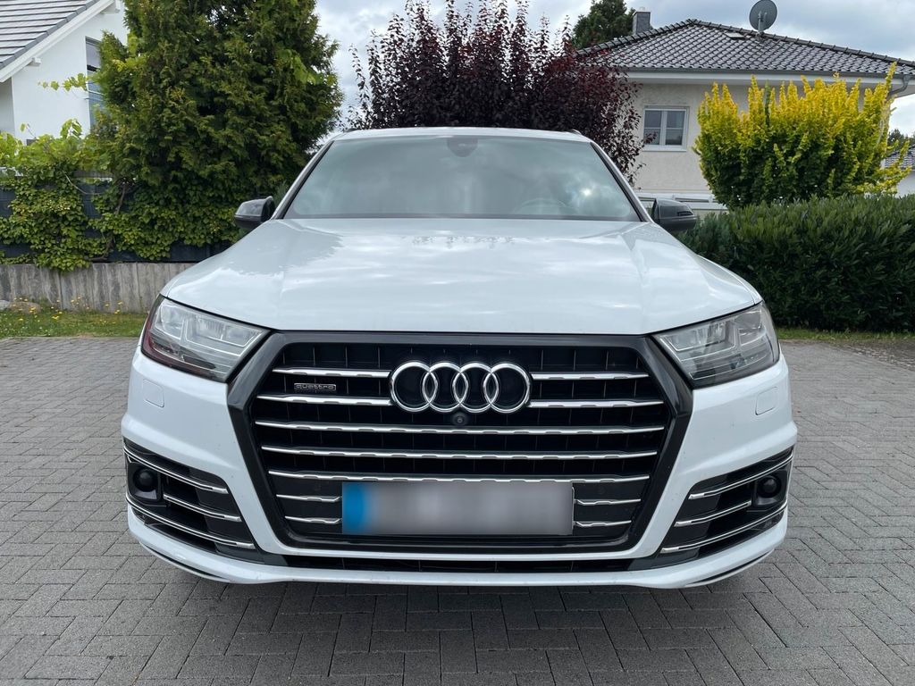 Image of Audi Q7