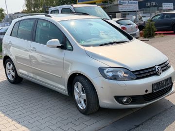 Volkswagen Golf - 5