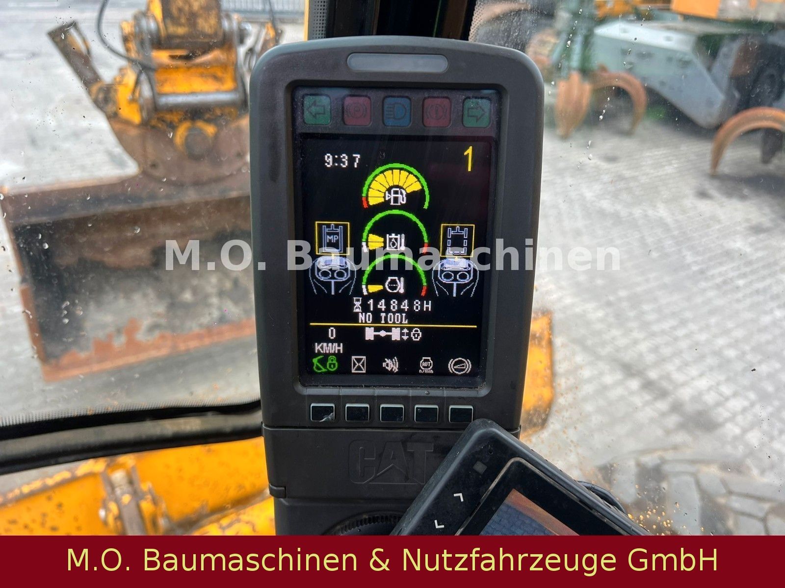 Fahrzeugabbildung CAT CATERPILLAR M 316 D
