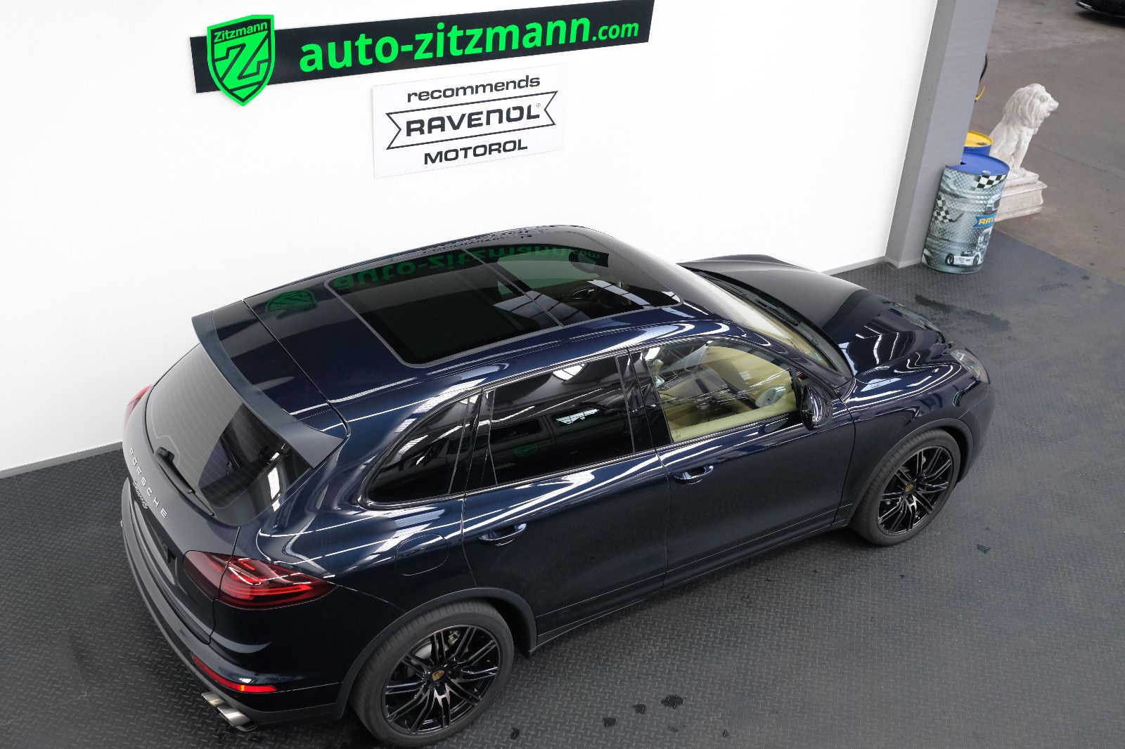 Fahrzeugabbildung Porsche Cayenne S Diesel/PANO/LED/PCM/CHRONO