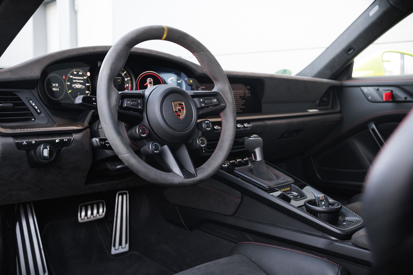 Fahrzeugabbildung Porsche 992/911 GT3 RS-Weissach-Lift-90 Liter-FOLIERT