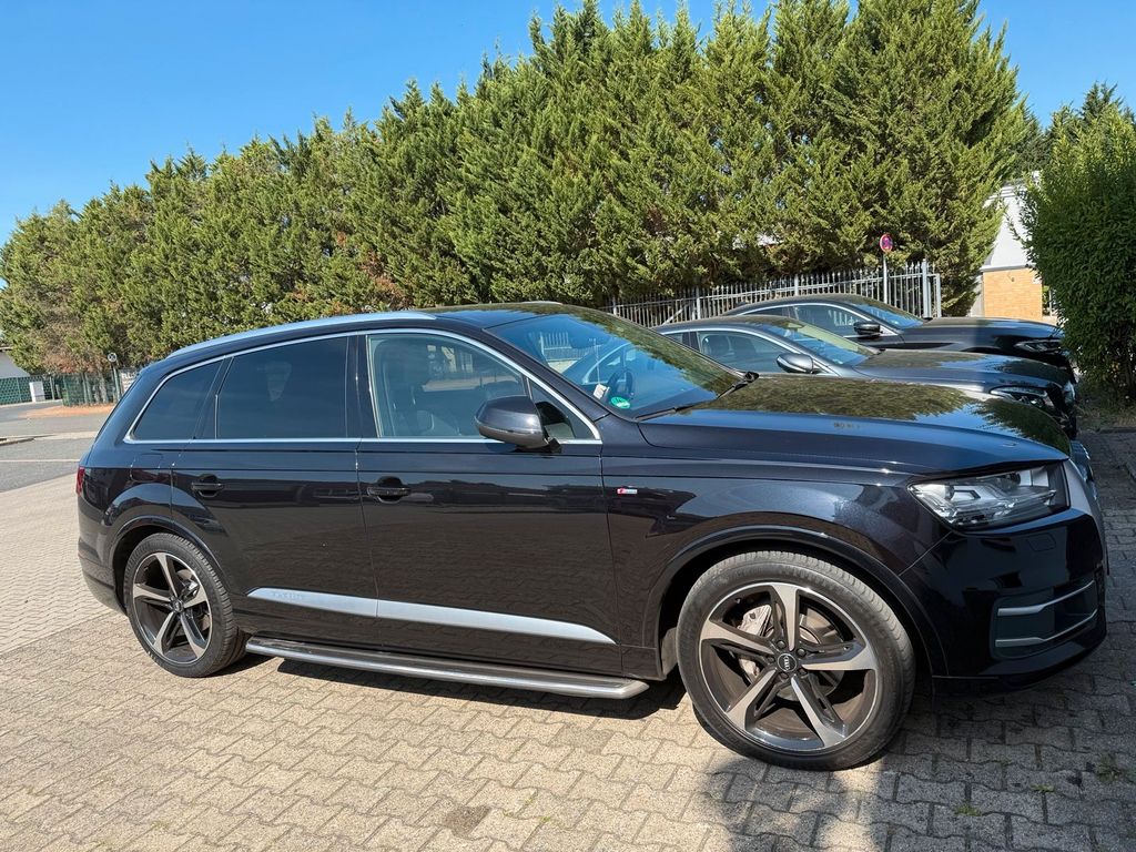 Image of Audi Q7