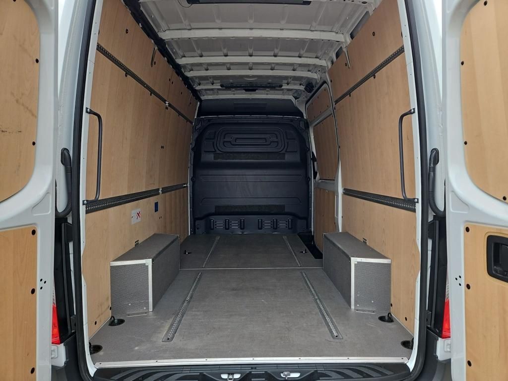 Fahrzeugabbildung Mercedes-Benz Sprinter 317 Kasten L2H2 360°Schwingsitz SHZ EDW
