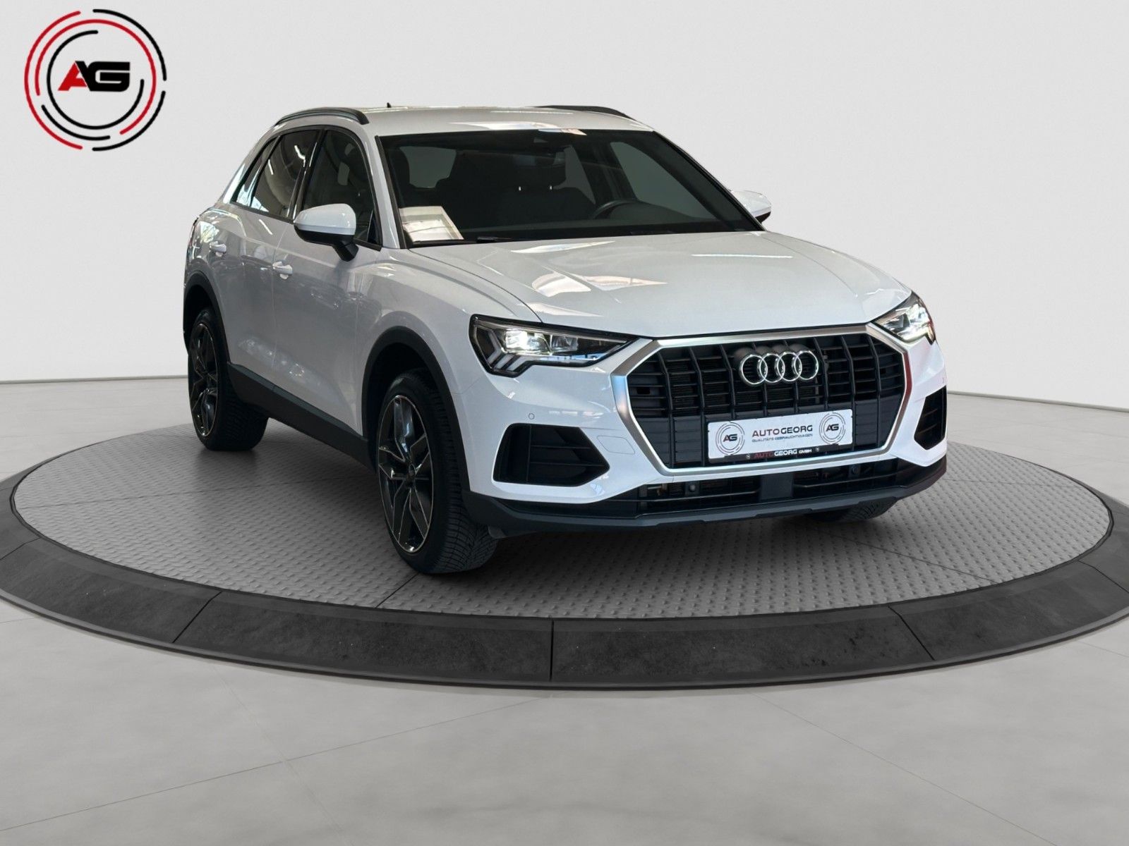 Audi Q3 45 TFSIe LED ACC CARPLAY SHZ KAMERA AHK imagem 3
