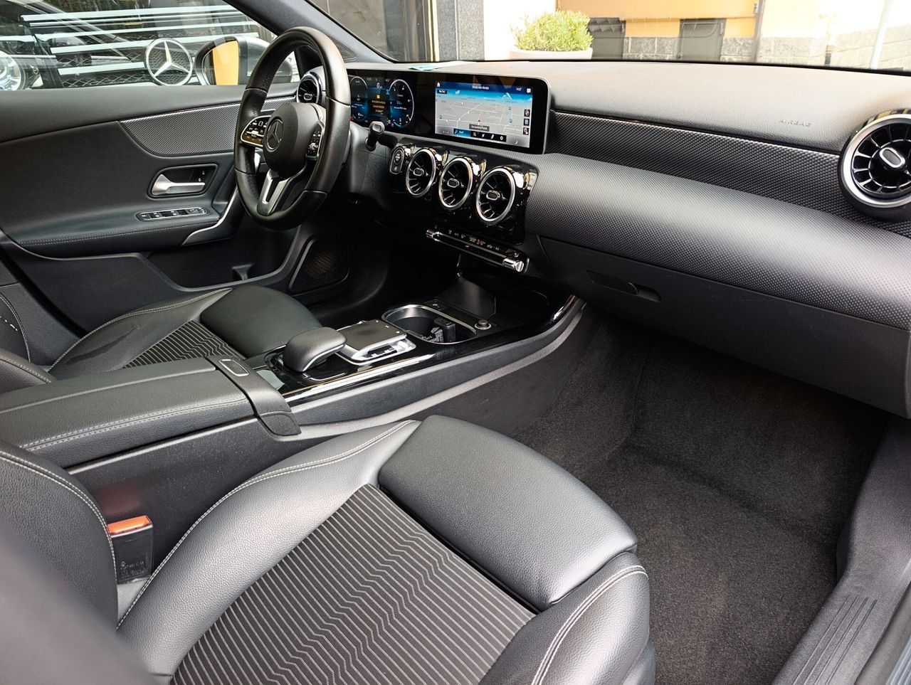 Mercedes-Benz Mercedes-benz A 180 Automatic Sport imagem 3