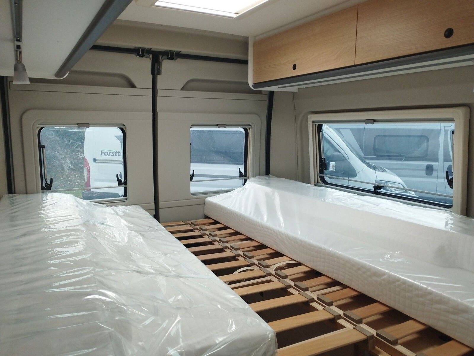Fahrzeugabbildung Sunlight Adventure Cliff 602 Automatik, Dörr Edition, LTE