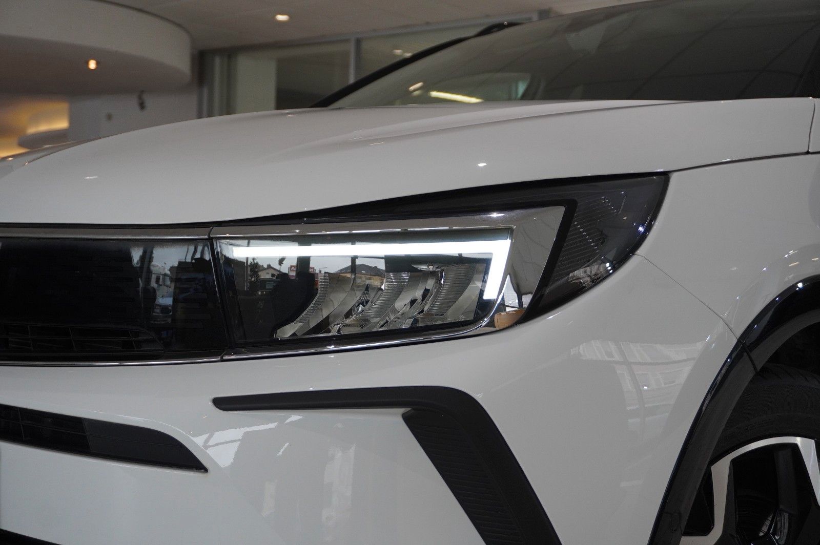 Fahrzeugabbildung Opel Grandland (X) GS LINE 4HYBRID NAVI/KAMERA/AHK