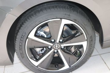 Fotografie 2 des Opel Astra Sports Tourer 1.2 Turbo GS