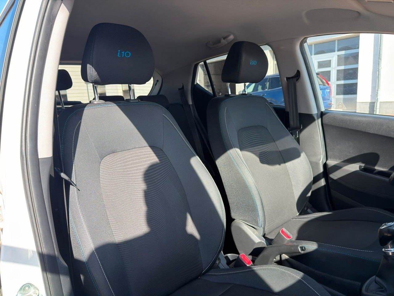 Fahrzeugabbildung Hyundai i10 1.0 Passion *Klima*Allwetter*Isofix*USB*AUX*