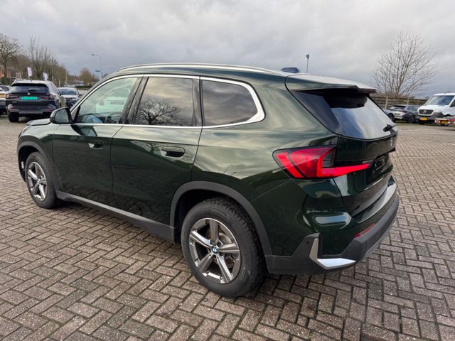 BMW X1 Baureihe X1 18 i sDrive  Automatik