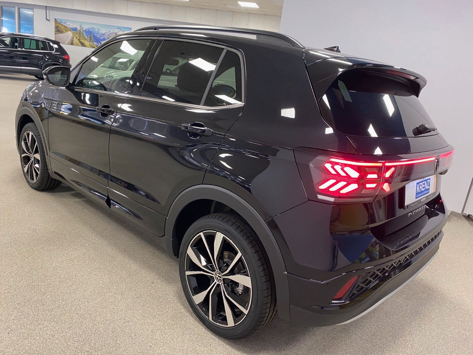 Fahrzeugabbildung Volkswagen T-Cross 1.5 TSI DSG R-Line+2029 GARANTIE+ACC+AHK