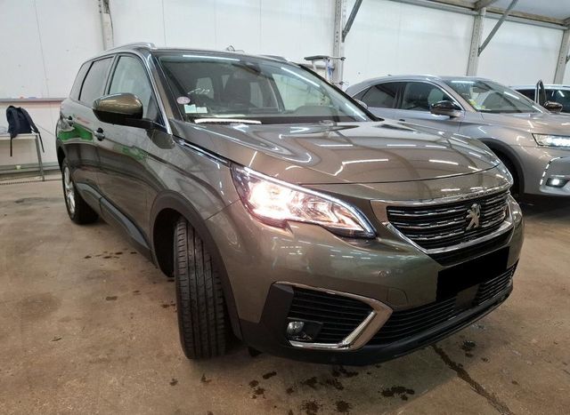 Peugeot 5008 1,2 PureTech Active Business 7-Sitzer