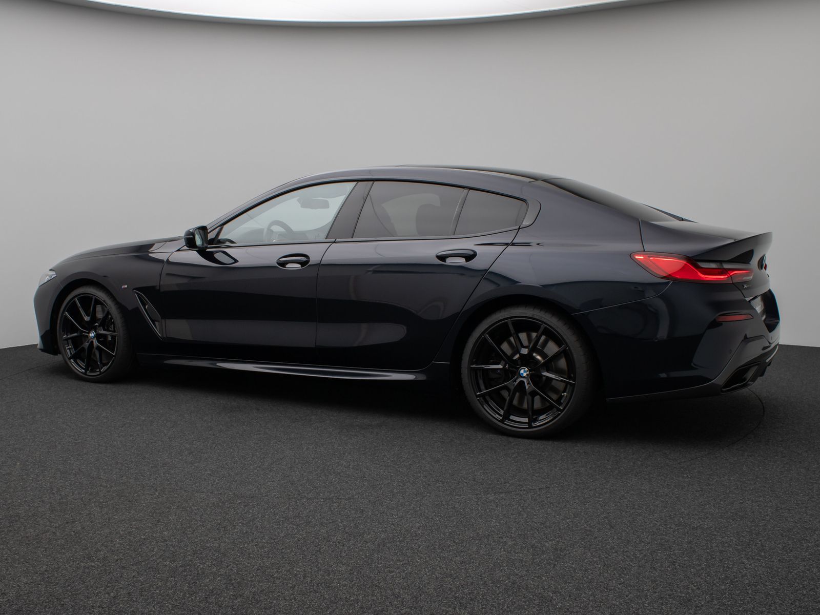 Fahrzeugabbildung BMW M850i xD GranCoupé Panorama Laser H/K SoftCl 20"