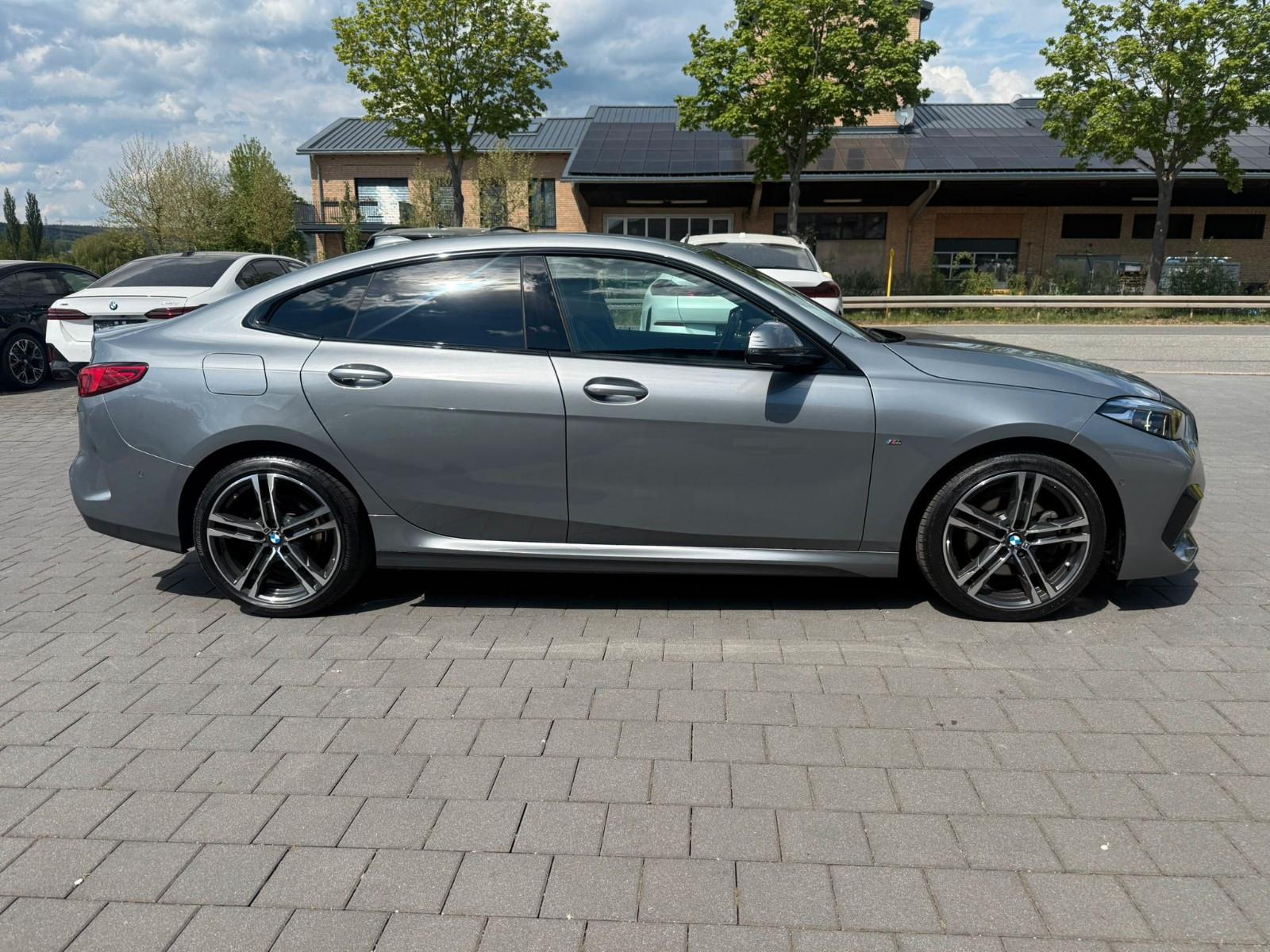 BMW 218 Gran Coupé M Sport COMFORT PARKASS BEH LENKR, миниатюра 4