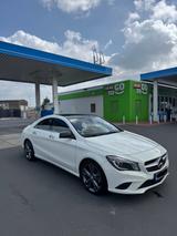 Mercedes-Benz Mercedes Benz CLA 200 Coupé, weiß/ Panoramadach - Mercedes-Benz CLA 200 in Dortmund