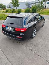 Mercedes-Benz E 250 T AMG Voll| AHK | Ambiente Plus | AMG Menü - gebrauchte Mercedes-Benz E 250 aus dem Jahr 2016