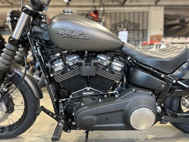 Fahrzeugabbildung Harley-Davidson Street Bob mit Jekill Finanzierung ab 4,99%