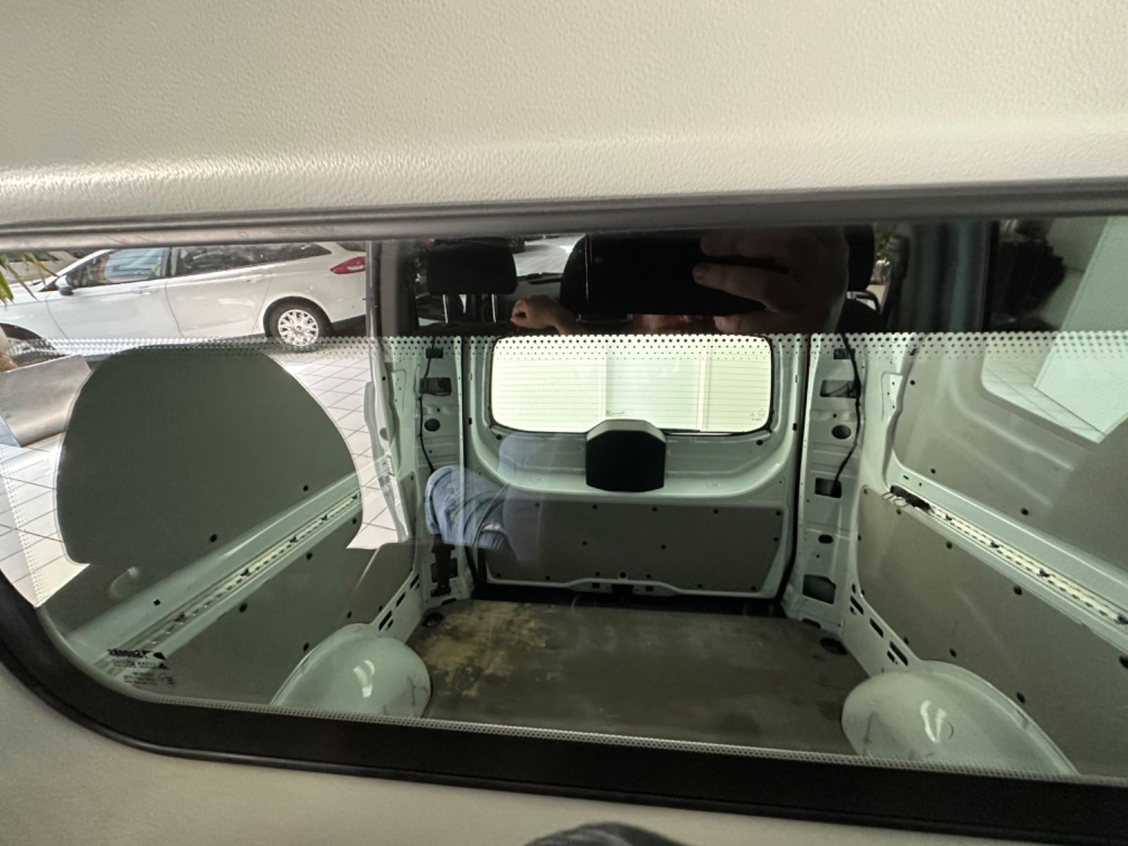 Fahrzeugabbildung Mercedes-Benz Vito Mixto 111 CDI FWD *extralang*PDC